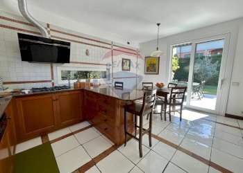 Villa Unifamiliare Via Scalabrini, Fino Mornasco - foto 15