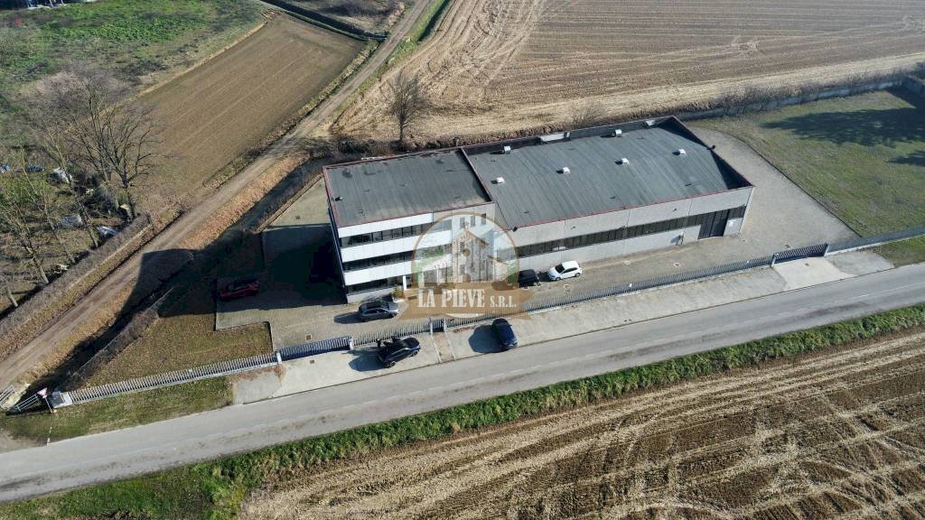 Terreno - Capannone Sannazzaro de' Burgondi - foto 1