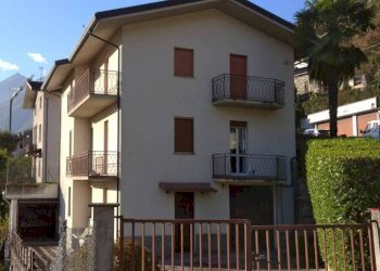 Facciata - Villa via Giardini, Berbenno di Valtellina - foto 5