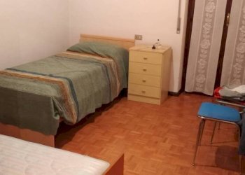 Camera da letto - Villa via Giardini, Berbenno di Valtellina - foto 18