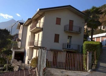 Facciata - Villa via Giardini, Berbenno di Valtellina - foto 34