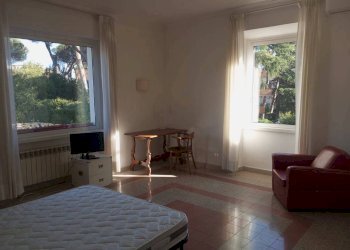 Camera da letto - Terreno non edificabile via Bradano, 8, Roma - foto 4