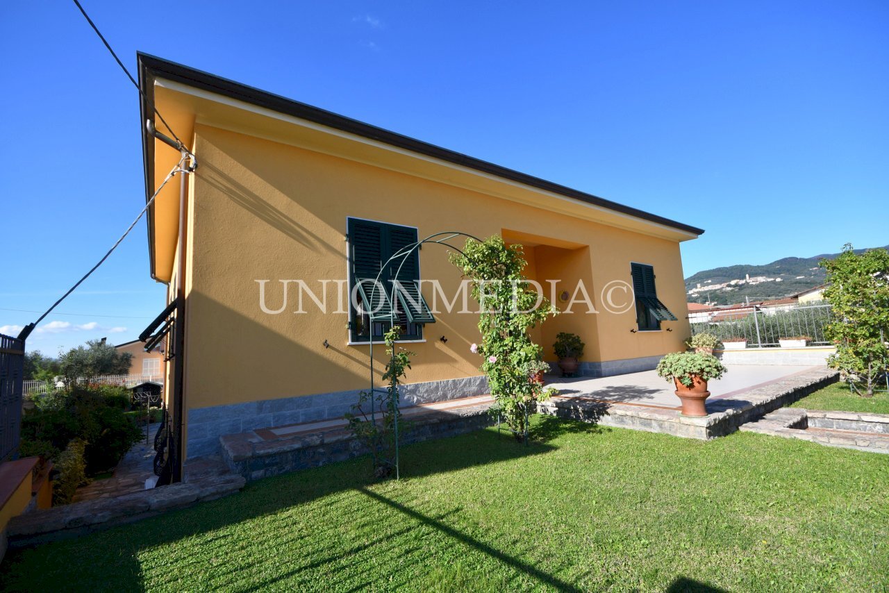 28 villa indipendente castelnuovo magra la spezia. - Villa Via canaletto, Castelnuovo Magra - photo 3