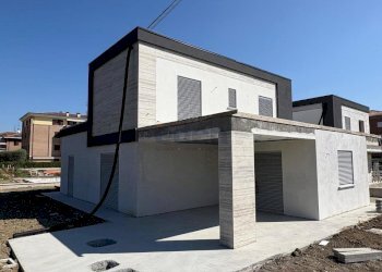 IMG-20251008-WA0015.jpg - Villa Via Pietro Melecchi SNC, Castelfranco Emilia - foto 1