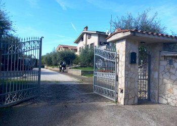 WhatsApp Image 2024-10-21 at 13.02.03.jpeg - Villa Via Campolimpido, Tivoli - photo 1