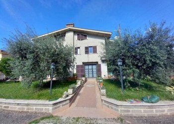 WhatsApp Image 2024-10-21 at 13.02.05 (1).jpeg - Villa Via Campolimpido, Tivoli - photo 7