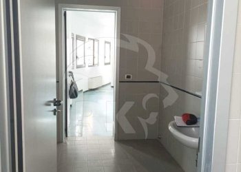 PHOTO-2024-10-31-13-20-28 2.jpg - Ufficio Bologna - foto 8