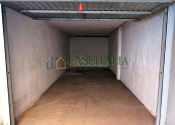 2.jpg - Box Ivrea - foto 2