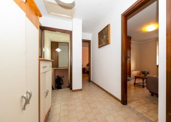 Corridoio - Casa semi indipendente Via Piave, 41, frazione Castelletto di Busca, Busca - foto 19