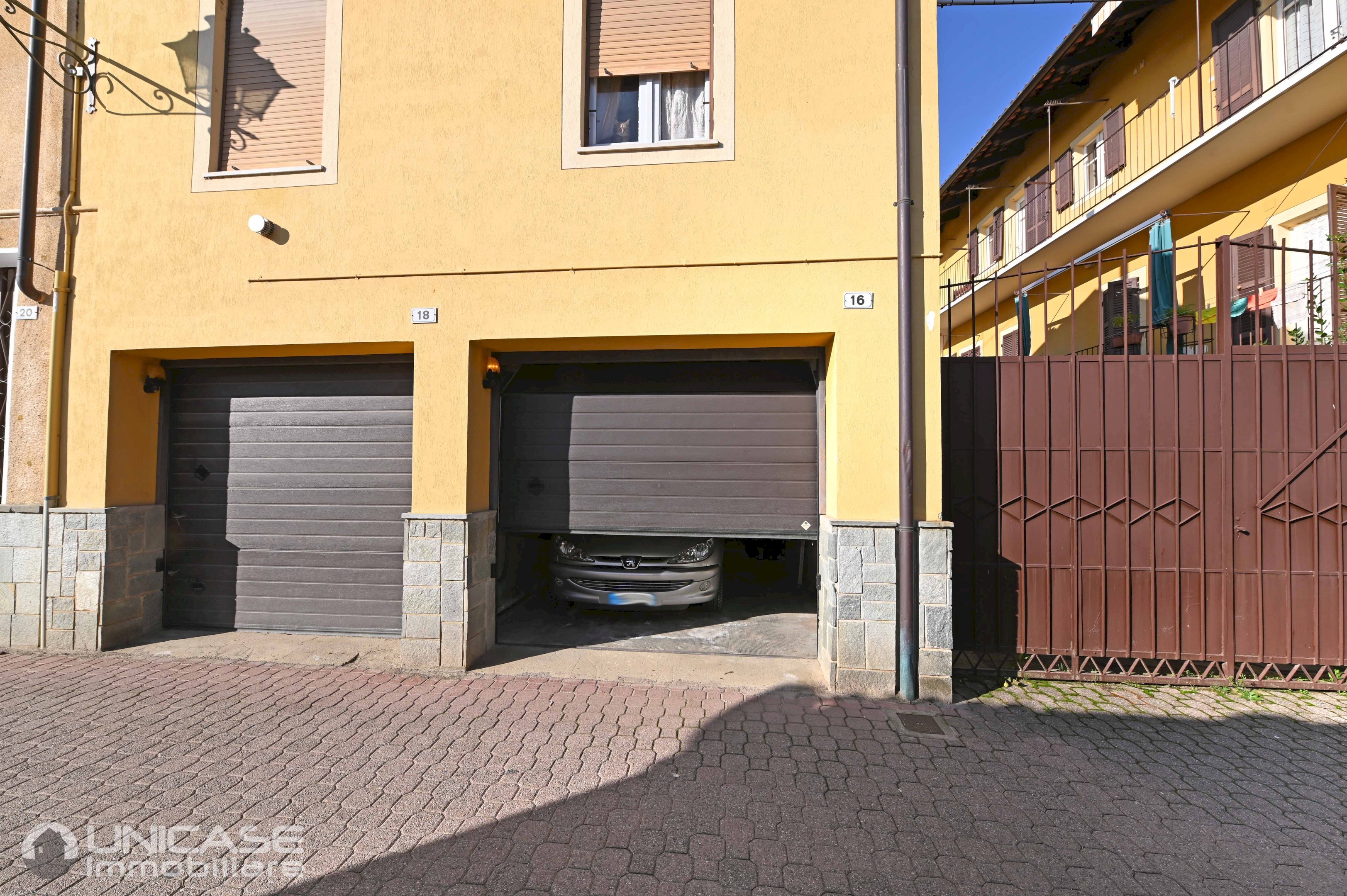 Box VIA BRIGNONE, 18, Bricherasio - photo 1