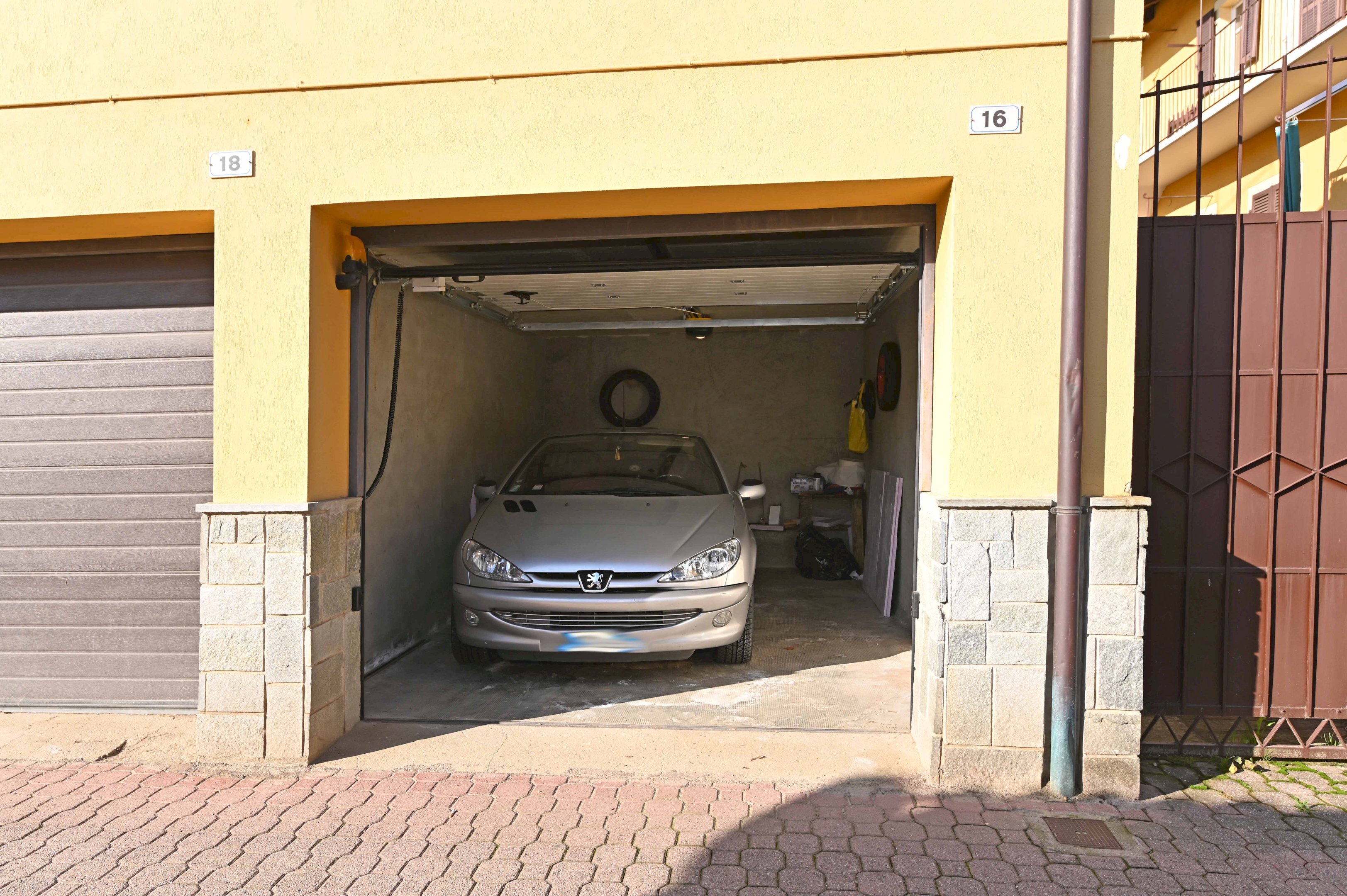 Box VIA BRIGNONE, 18, Bricherasio - photo 2