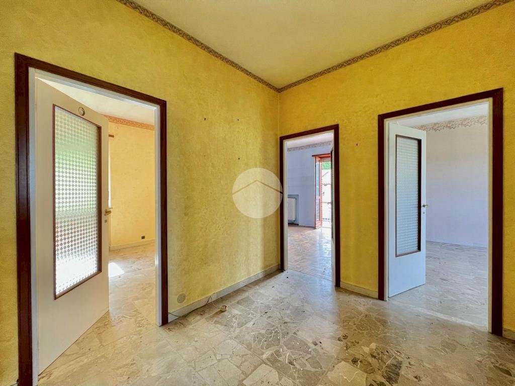 Three-room apartment Via fontana, Traves - photo 1