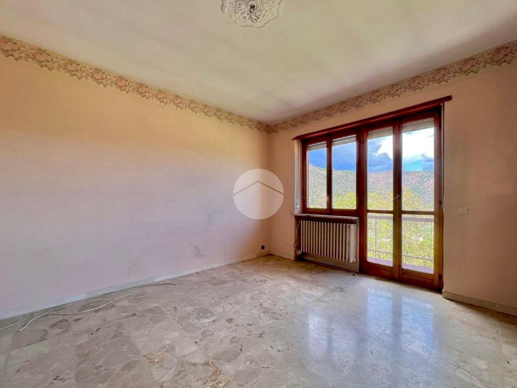 Three-room apartment Via fontana, Traves - photo 3