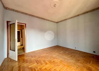 Three-room apartment Via fontana, Traves - photo 12