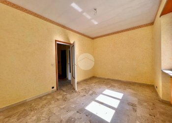 Three-room apartment Via fontana, Traves - photo 18