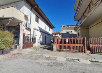 Box Via Lione, Atina - foto 25