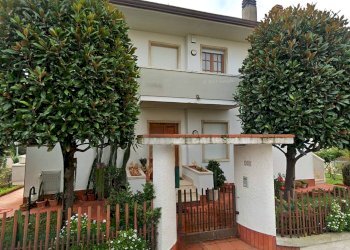 Casa indipendente Paese, Giulianova - foto 1