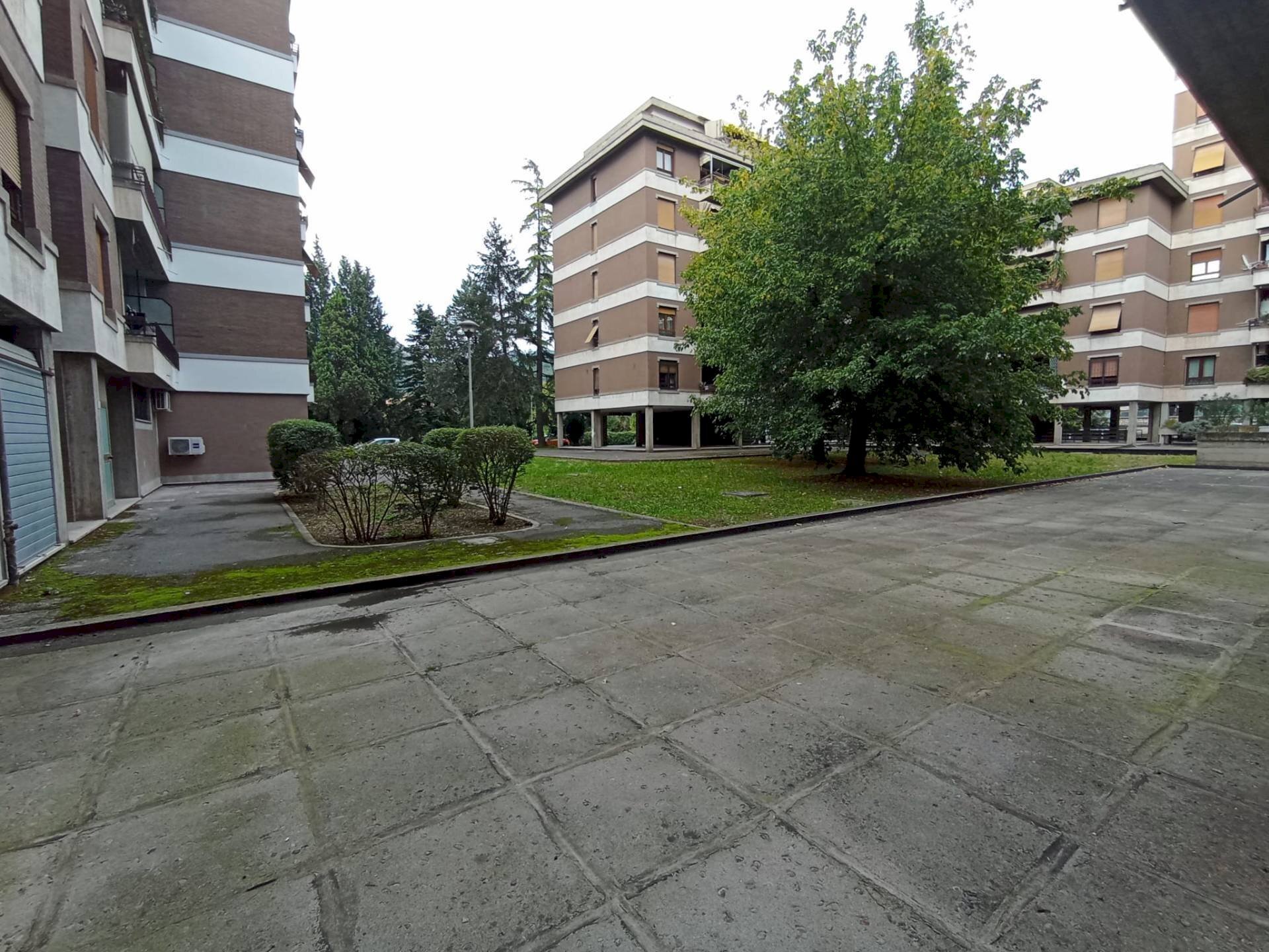 Box Via Carnia, Terni - photo 1