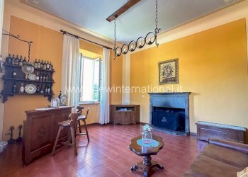Stanza arredata - Villa SP39, Gallicano - foto 8