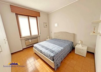 Camera da letto - Casa indipendente piazza 4 Novembre, 10, Povegliano Veronese - foto 18