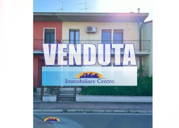 Facciata - Independent house piazza 4 Novembre, 10, Povegliano Veronese - photo 1