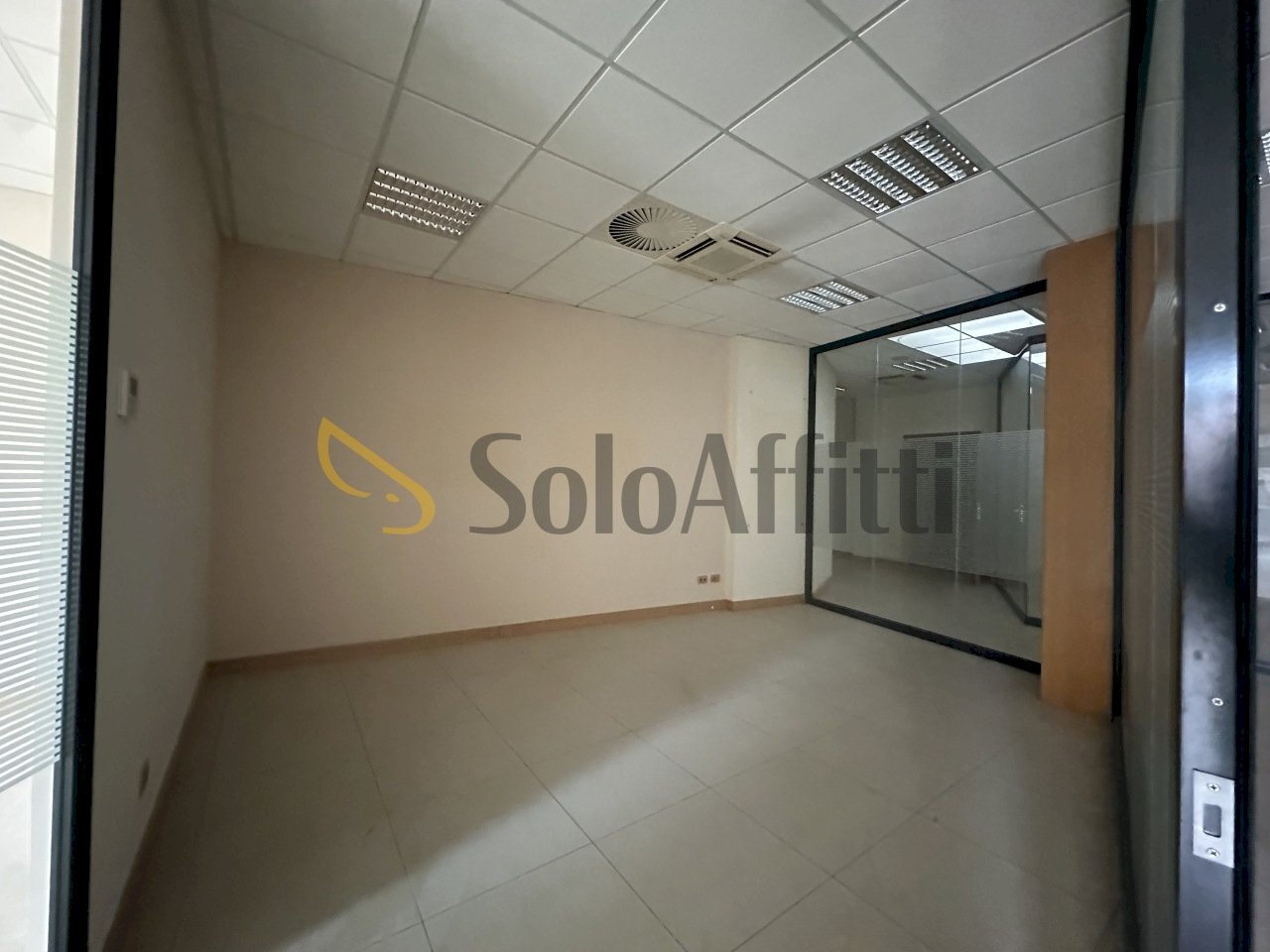 IMG_0876.JPG - Office Macerata - photo 3