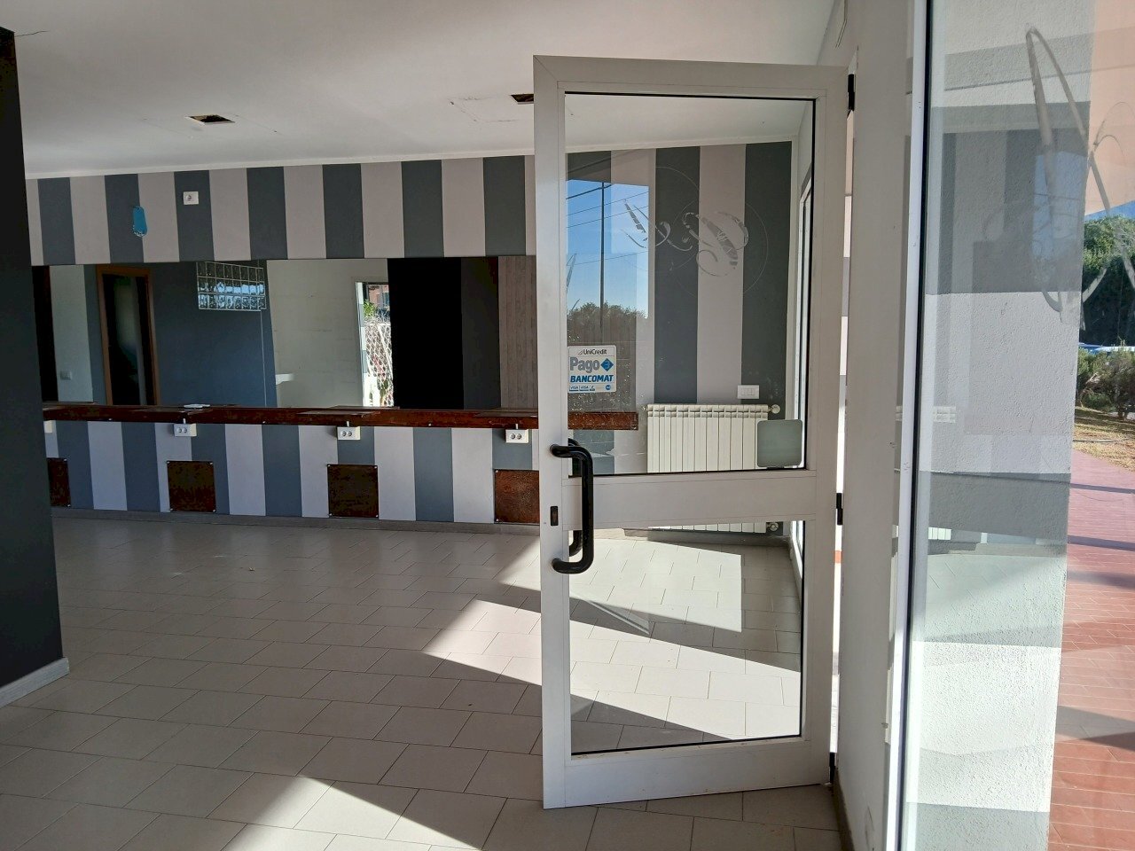 20241104_100652.jpg - Locale Commerciale Fosdinovo - foto 2