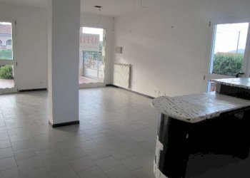 ASIIMG_0042.jpg - Locale Commerciale Fosdinovo - foto 16