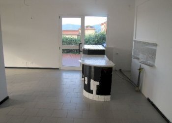 ASIIMG_0045.jpg - Locale Commerciale Fosdinovo - foto 19