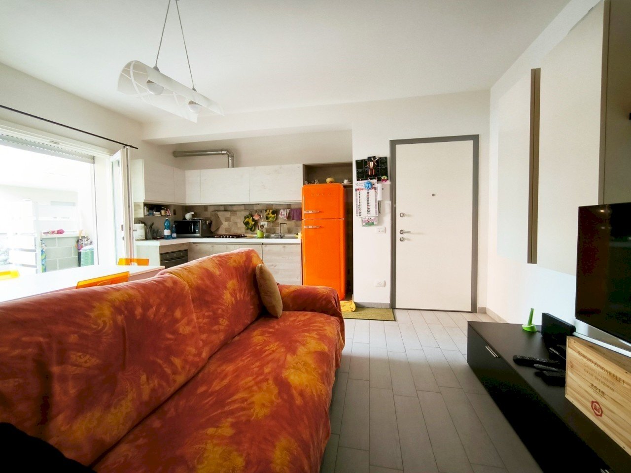 thumbnail_10db1ae0-46e4-4931-9885-f0d310b41240.jpg - Four-room apartment Via Campo d'Appio 90, Carrara - photo 2