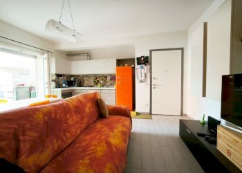 thumbnail_10db1ae0-46e4-4931-9885-f0d310b41240.jpg - Quadrilocale Via Campo d'Appio 90, Carrara - foto 2