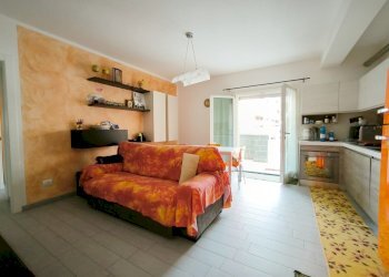 thumbnail_e970afb0-fe2a-465d-be8f-550f036e8d48.jpg - Quadrilocale Via Campo d'Appio 90, Carrara - foto 6