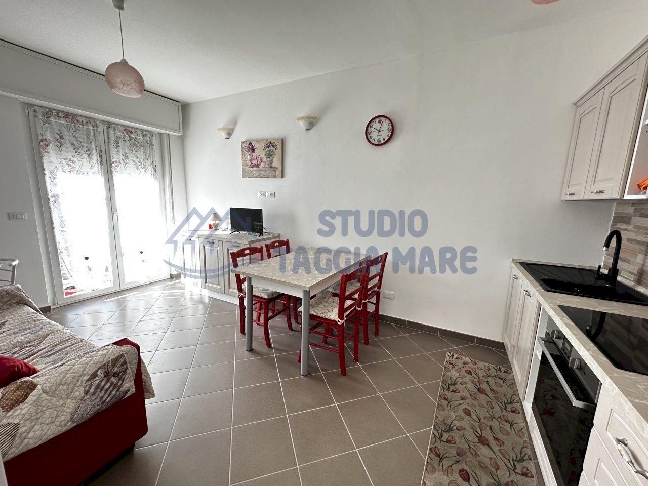 1.JPG - Appartamento Via Aurelia Levante, Taggia - foto 1