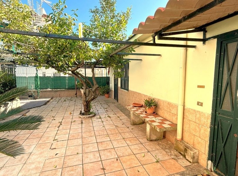 Appartamento Mondragone - foto 1