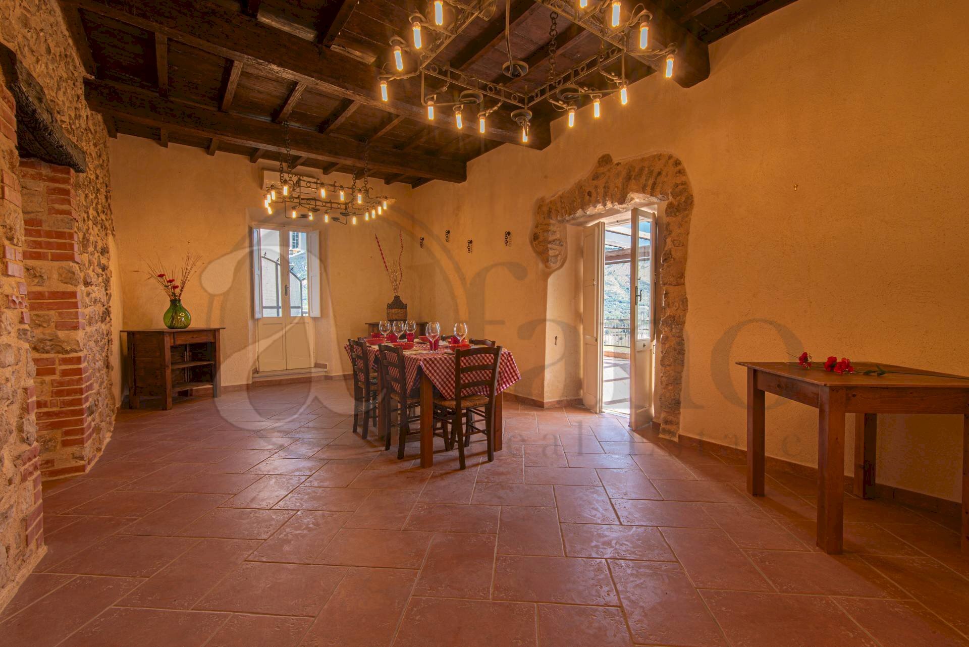 Stable - Palace Via Roma, Prossedi - photo 2