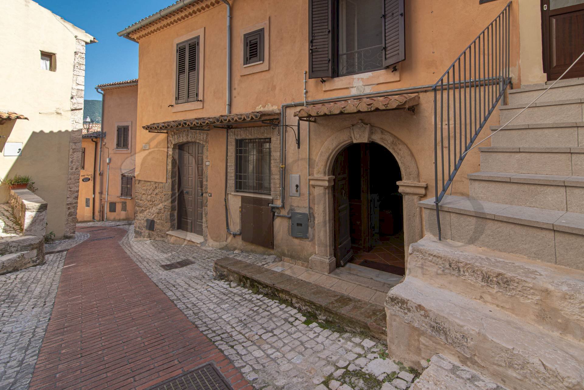 Stable - Palace Via Roma, Prossedi - photo 3