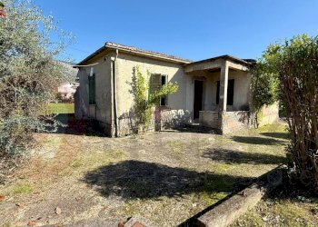 Casa indipendente Via Montello, Roccasecca - foto 1