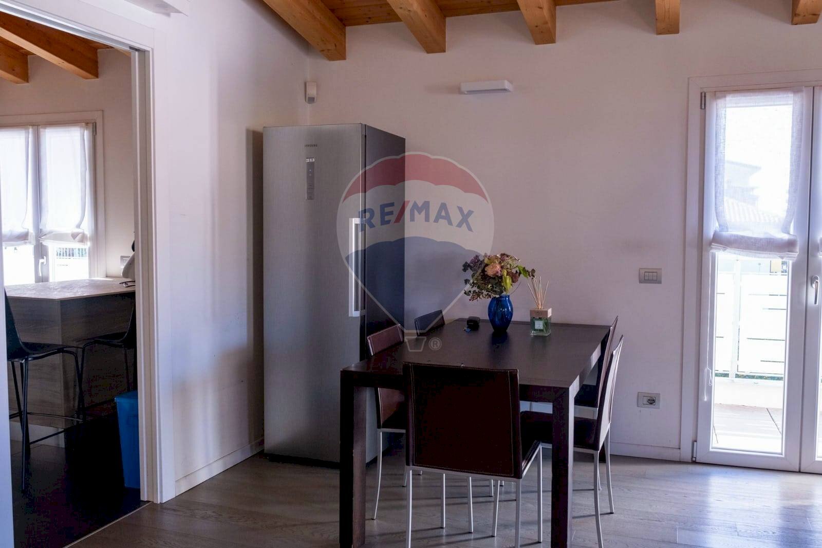 Attic Via Buratti, Bergamo (neighborhood Redona) - photo 3