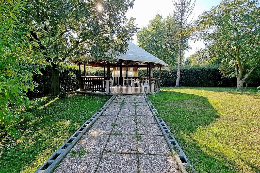 Giardino - Restaurant strada Statale Asti Casale, 19, Penango - photo 3