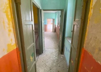 Interno appartamento - Casa indipendente piazza Santa Maria di Viurso, 1, Carmagnola - foto 6