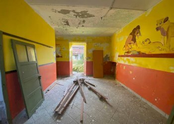 Stanza non arredata - Casa indipendente piazza Santa Maria di Viurso, 1, Carmagnola - foto 18