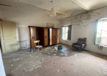 Camera da letto - Casa indipendente piazza Santa Maria di Viurso, 1, Carmagnola - foto 11