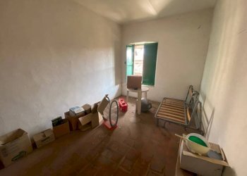 Camera da letto - Casa indipendente piazza Santa Maria di Viurso, 1, Carmagnola - foto 15