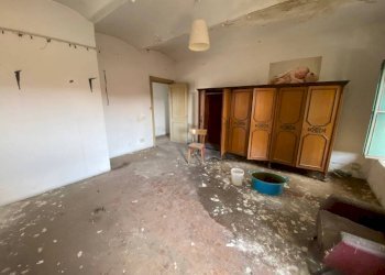 Camera da letto - Casa indipendente piazza Santa Maria di Viurso, 1, Carmagnola - foto 17