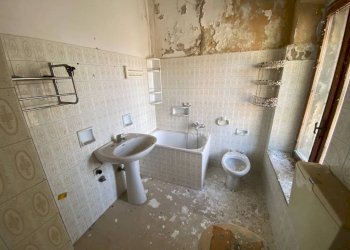 Bagno - Casa indipendente piazza Santa Maria di Viurso, 1, Carmagnola - foto 21
