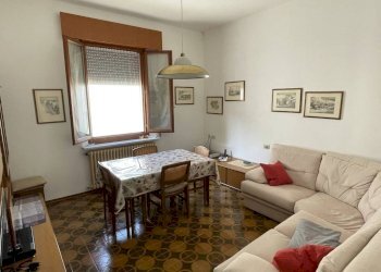 Salone - Villa via Stefano Ortolani, Ravenna (zona Porto Corsini) - foto 7