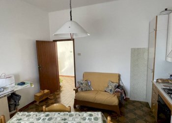 Cucina - Villa via Stefano Ortolani, Ravenna (zona Porto Corsini) - foto 11