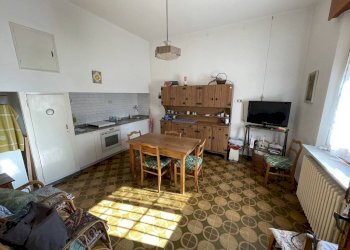 Sala da pranzo - Villa via Stefano Ortolani, Ravenna (zona Porto Corsini) - foto 18