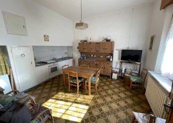 Sala da pranzo - Villa via Stefano Ortolani, Ravenna (zona Porto Corsini) - foto 19