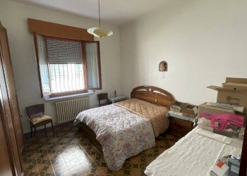 Camera da letto - Villa via Stefano Ortolani, Ravenna (zona Porto Corsini) - foto 23